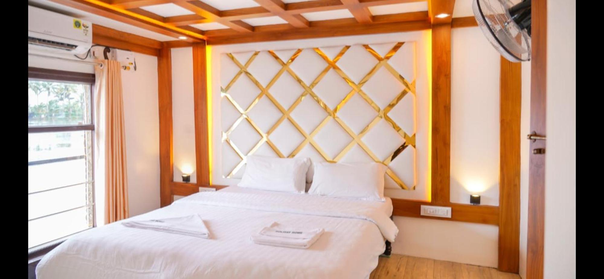 Hotel Cosy Premium Houseboats Alappuzha Zewnętrze zdjęcie