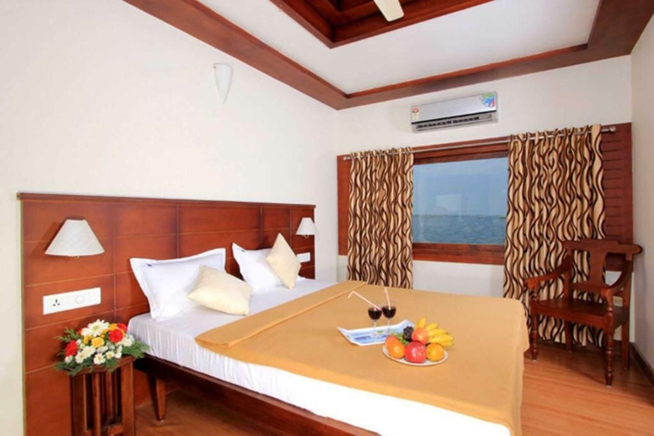 Hotel Cosy Premium Houseboats Alappuzha Zewnętrze zdjęcie