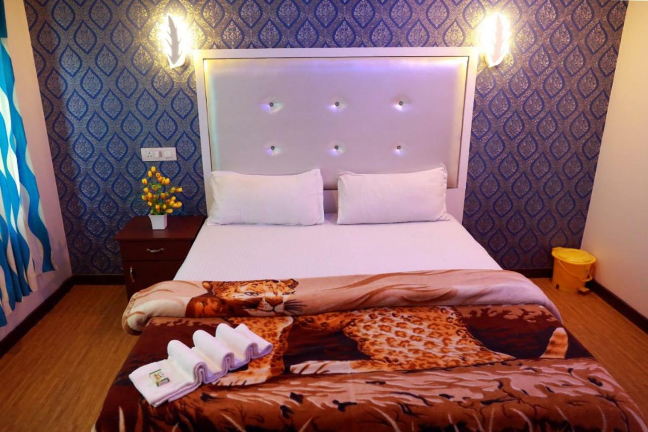 Hotel Cosy Premium Houseboats Alappuzha Zewnętrze zdjęcie