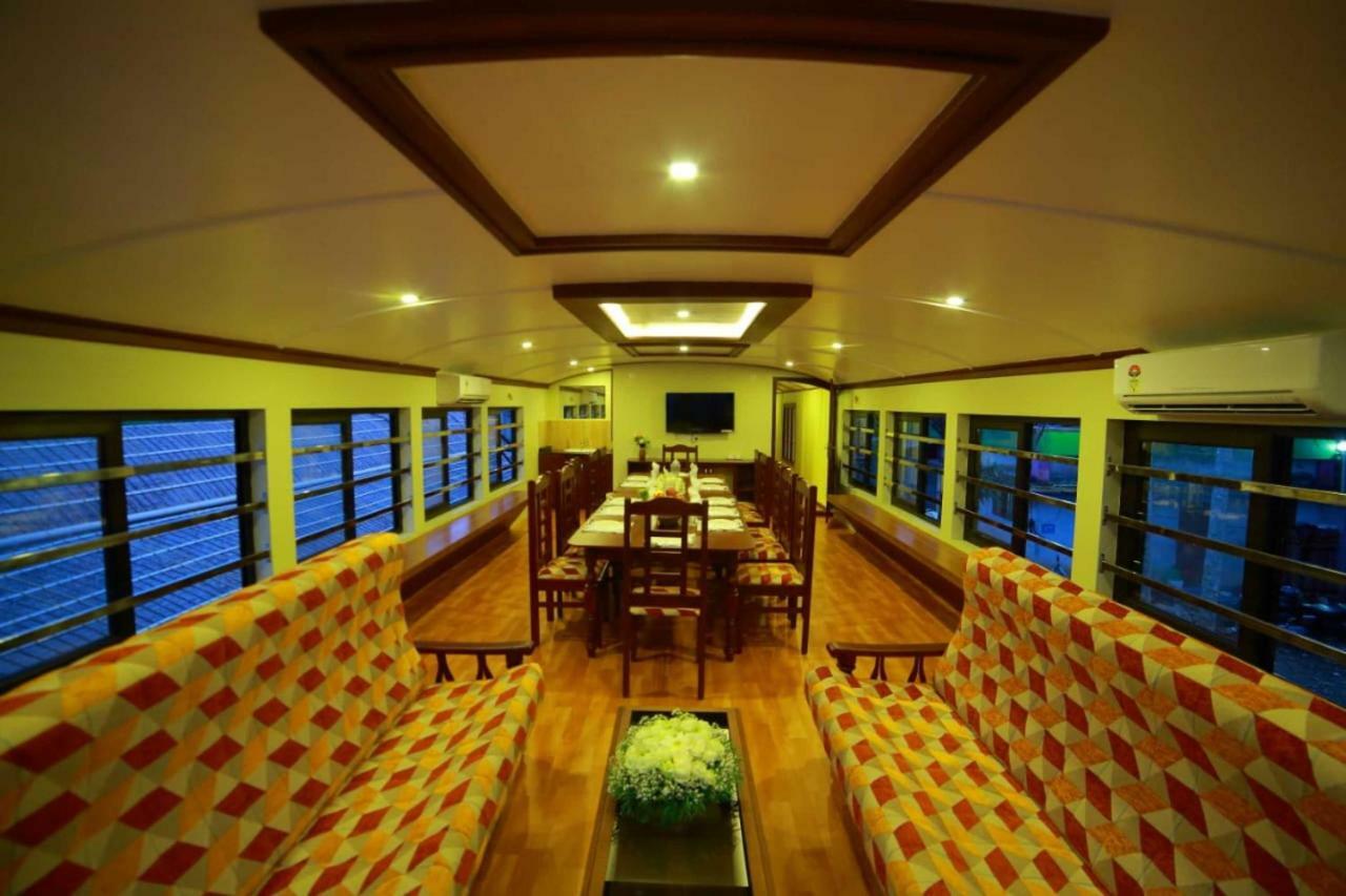Hotel Cosy Premium Houseboats Alappuzha Zewnętrze zdjęcie