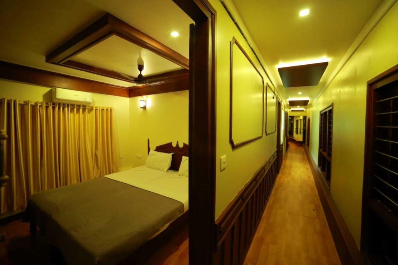 Hotel Cosy Premium Houseboats Alappuzha Zewnętrze zdjęcie