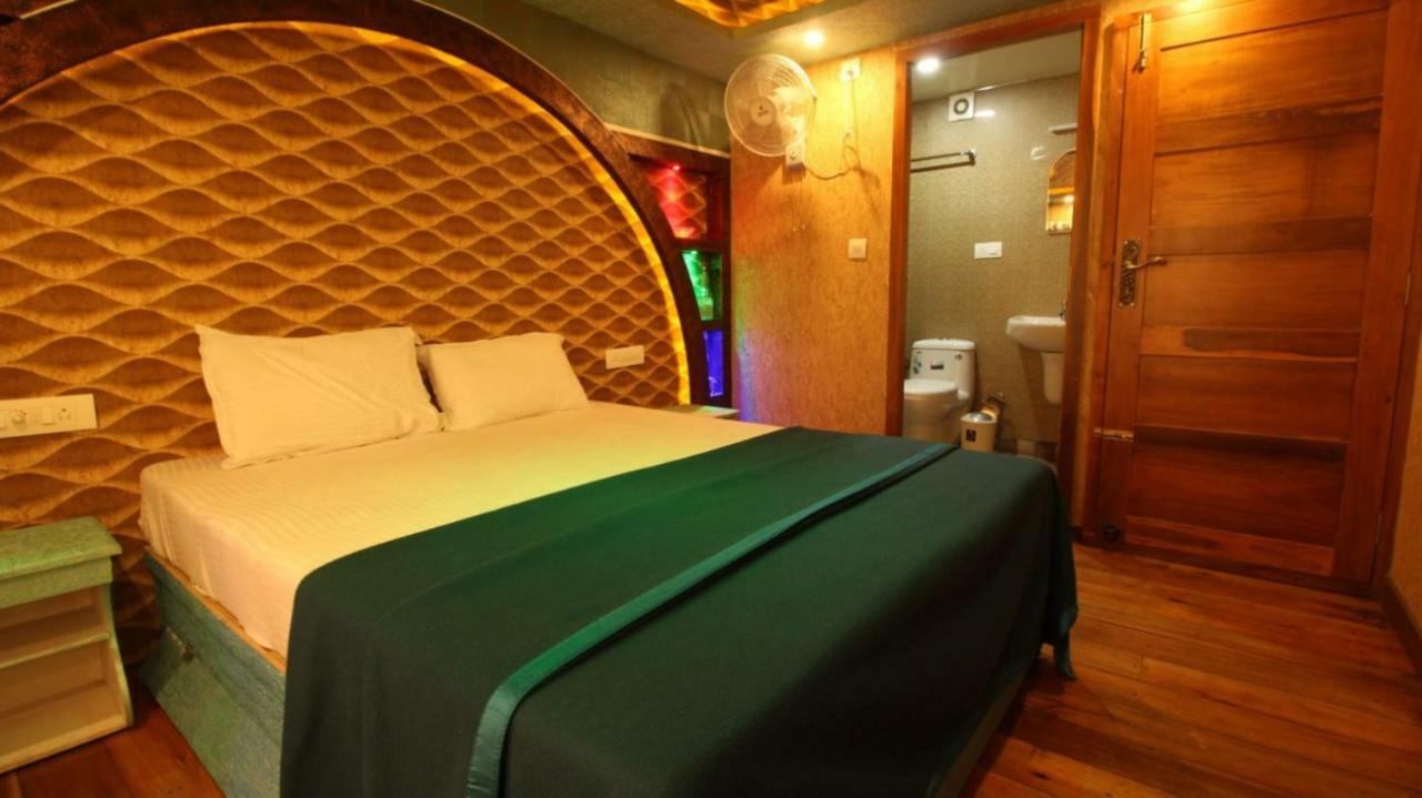 Hotel Cosy Premium Houseboats Alappuzha Zewnętrze zdjęcie